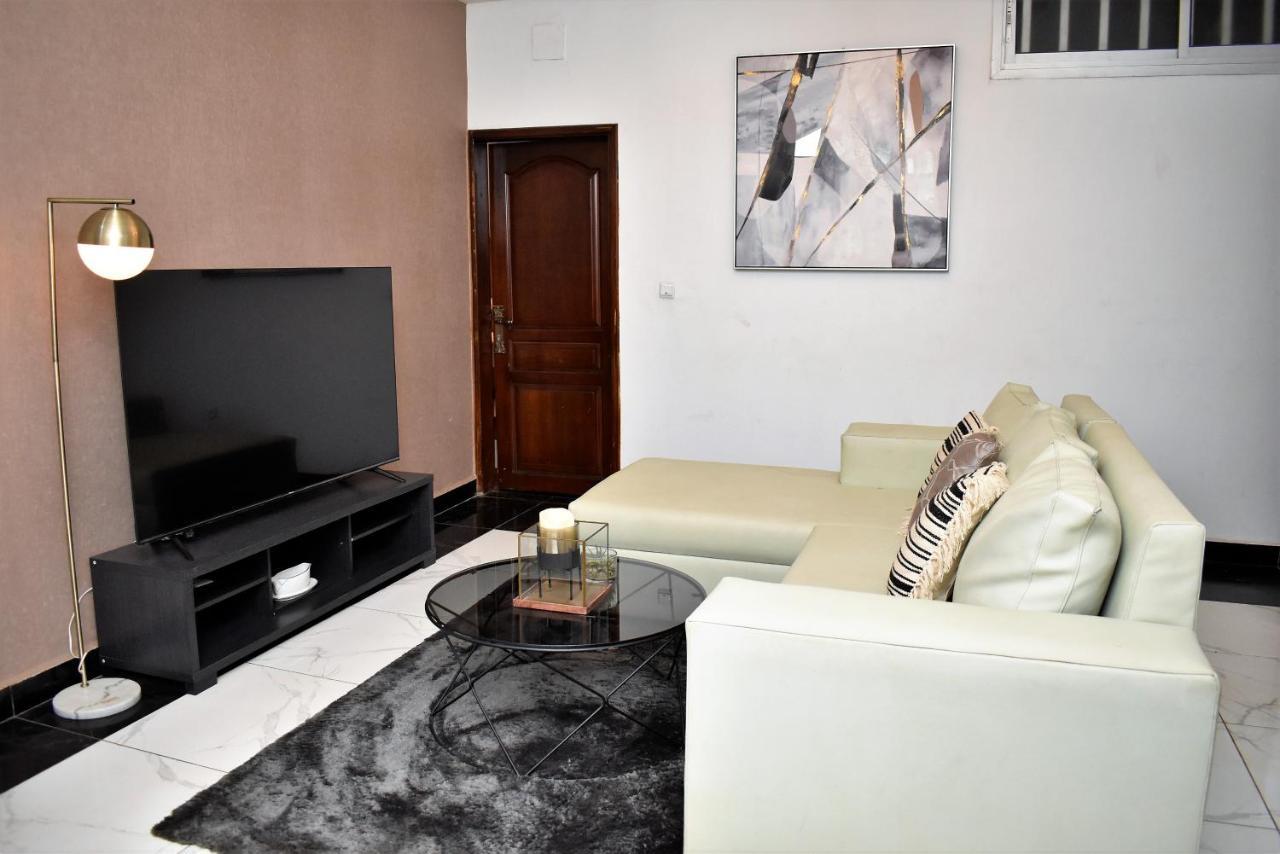 Residence L'Ecrin Yaounde Bagian luar foto